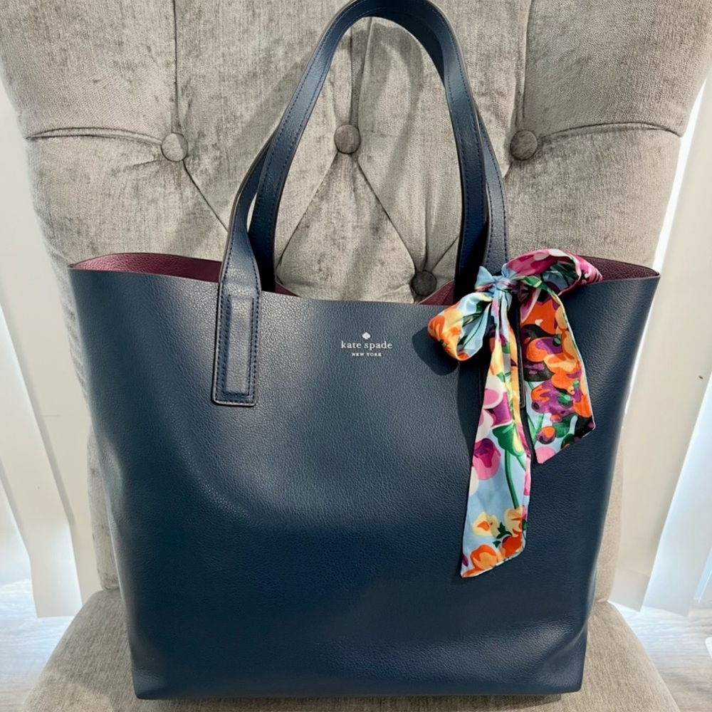 Kate Spade Reversible Leather Tote - EUC